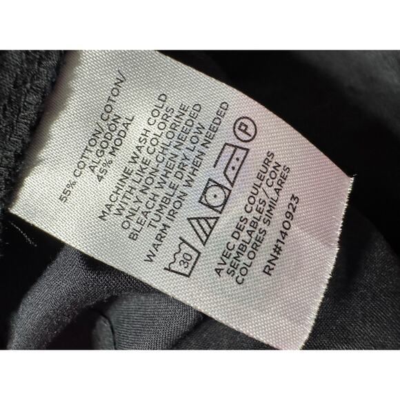 LOFT Vee Black Blouse Large - Picture 4 of 4